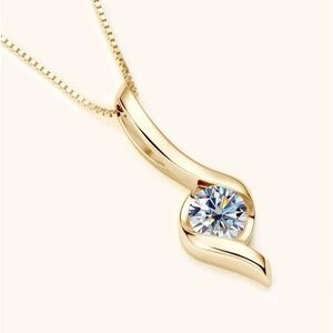 1ct Moissanite Twist Pendant Necklace 925 Sterling Silver 20” chain. NEW in box.
